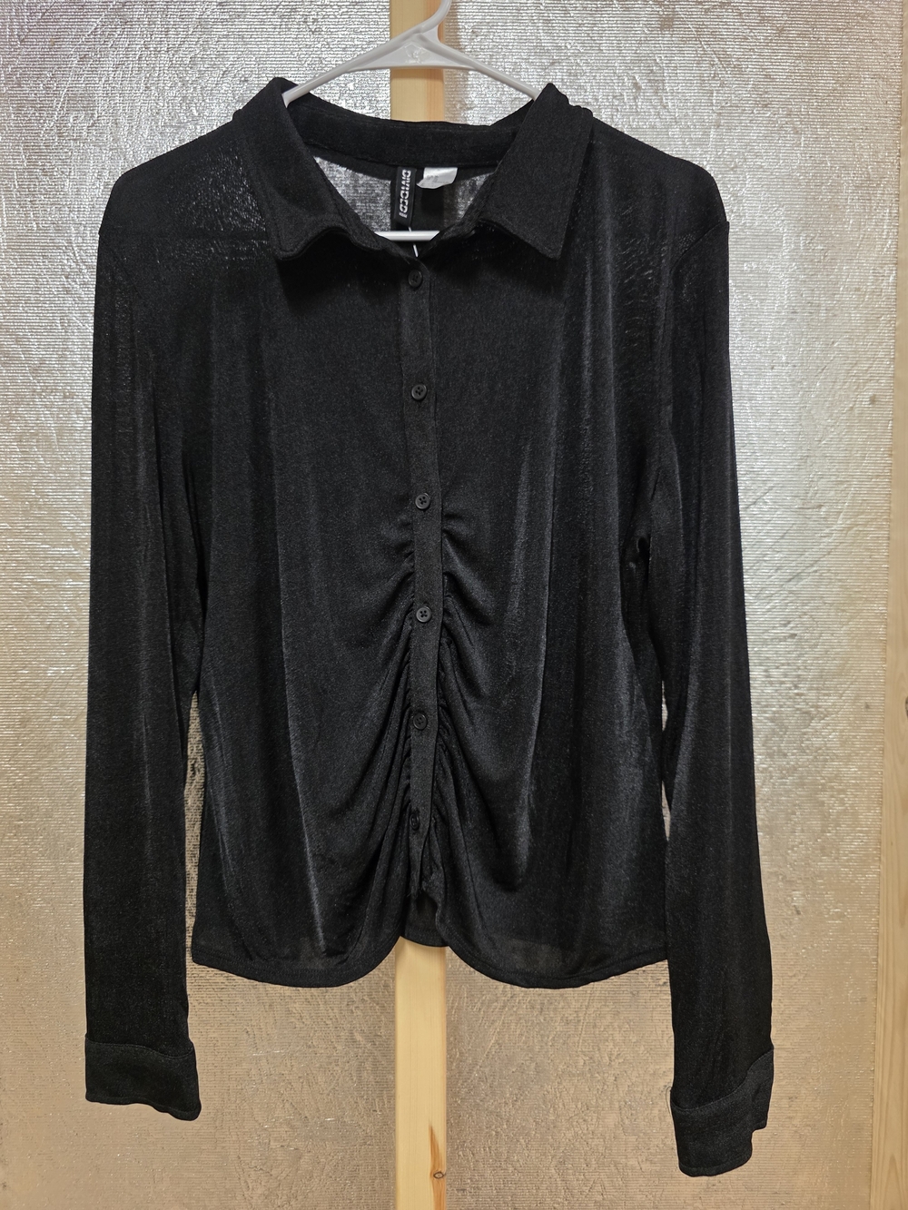 H&M Black Ruched Button-Down Long Sleeve Top